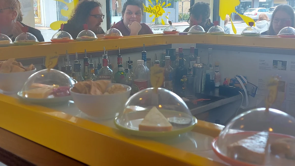 Vibe, Splatters Cheese Bar Geelong