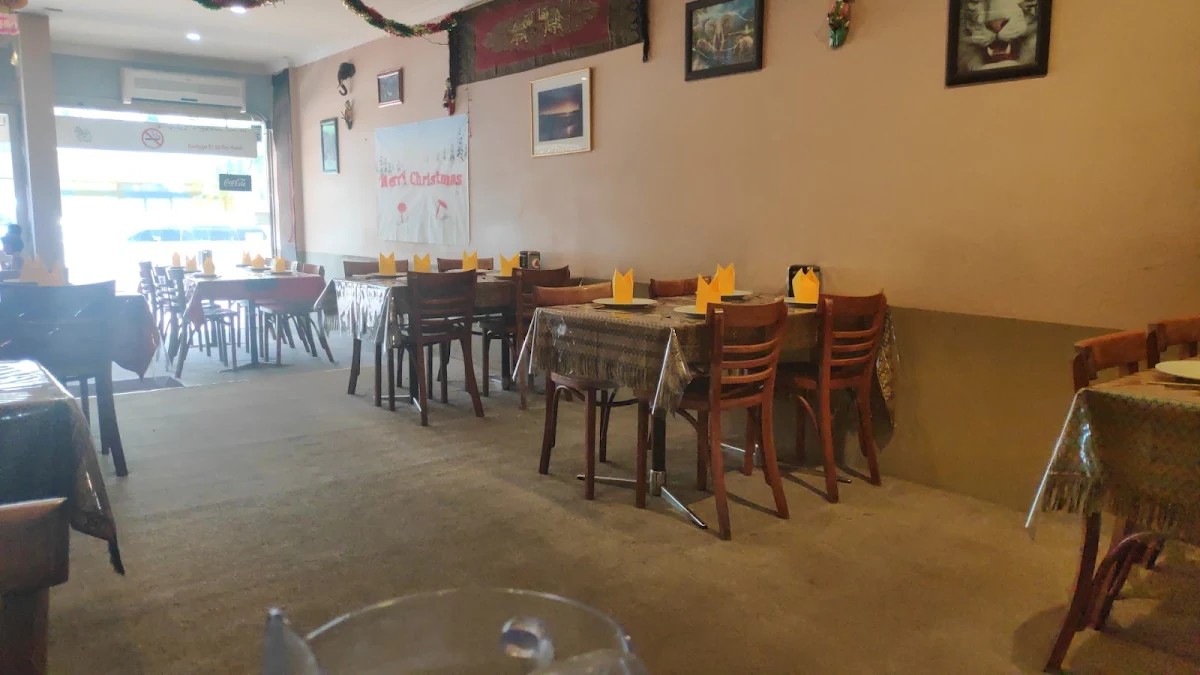 Vibe, Orange Thai Restaurant