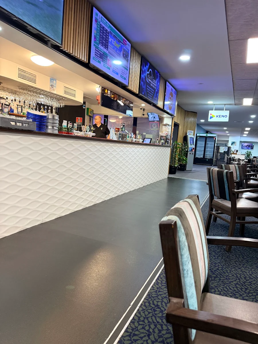 Vibe, Forster Tuncurry Golf Club