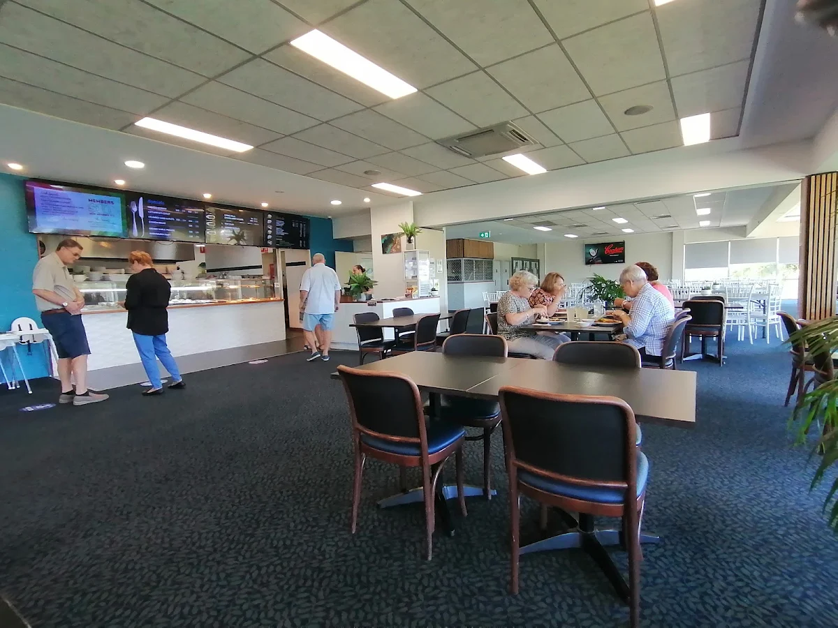 Vibe, Forster Tuncurry Golf Club