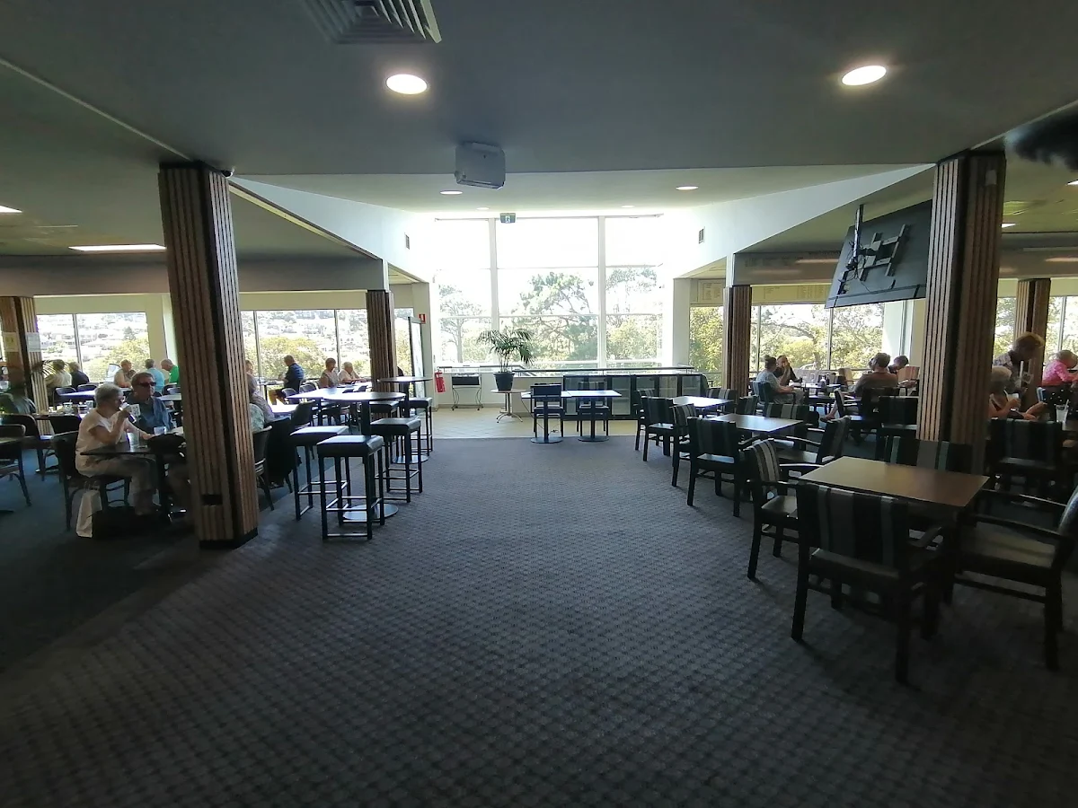 Vibe, Forster Tuncurry Golf Club