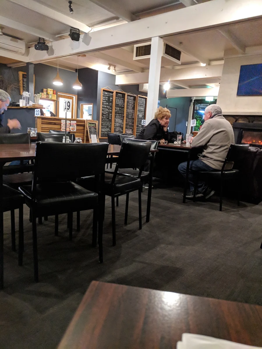 Vibe, Mallacoota Bistro hotel