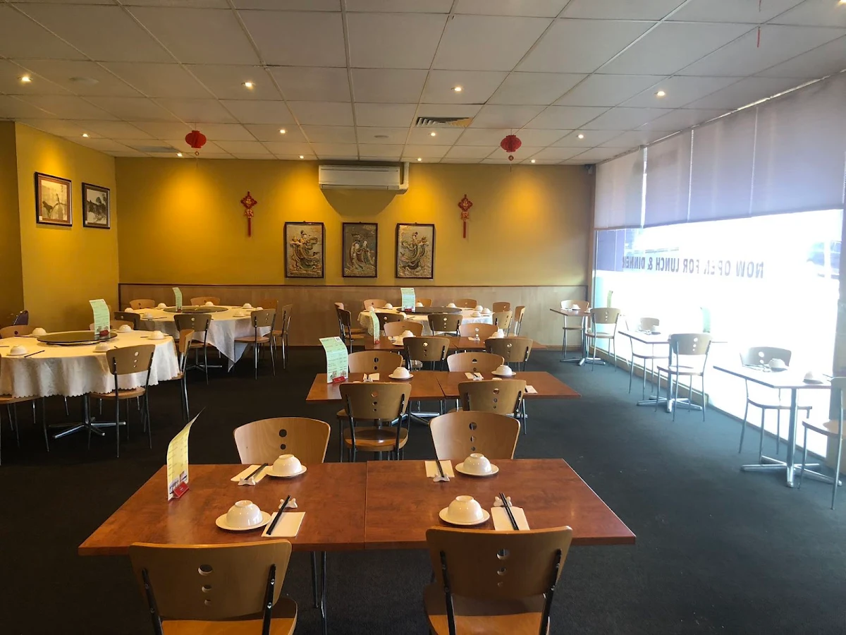 Vibe, Golden Dragon Iron Chef Chinese Restaurant
