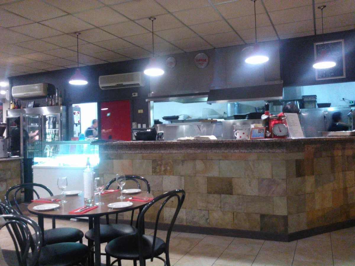 Vibe, That's Amore Pizzeria Ristorante