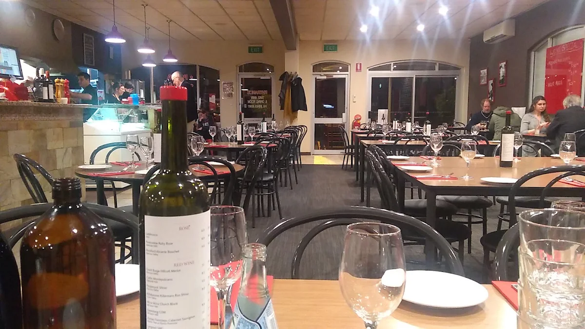 Vibe, That's Amore Pizzeria Ristorante