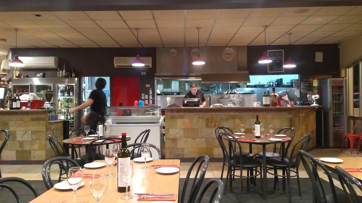 Vibe, That's Amore Pizzeria Ristorante