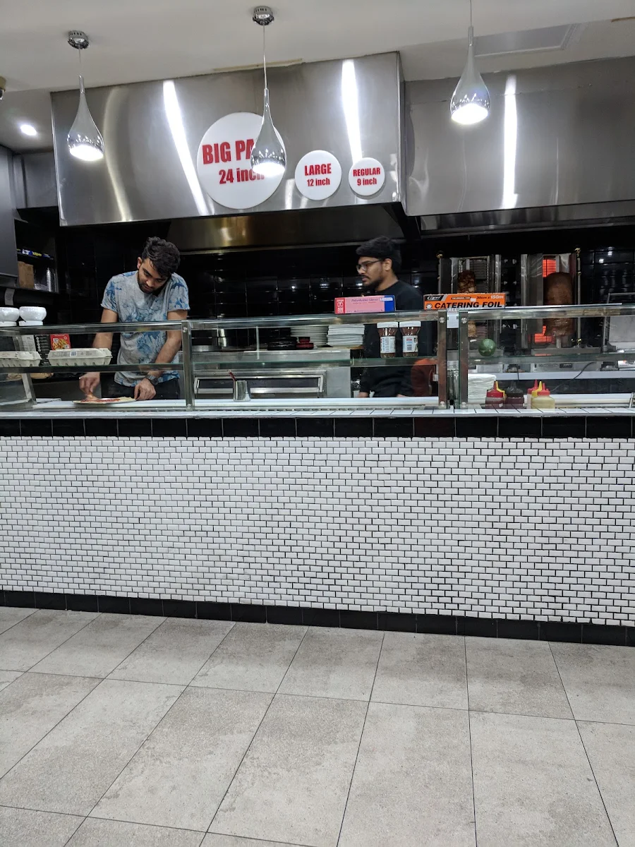 Vibe, Sopranos Gourmet Pizza Pasta & Kebab