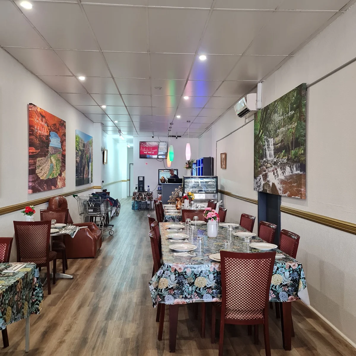 Vibe, APRA Curry House