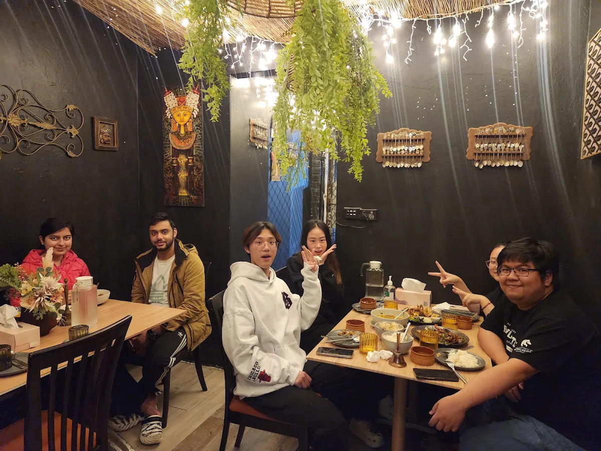 Vibe, Yumm Thai co co Wallsend