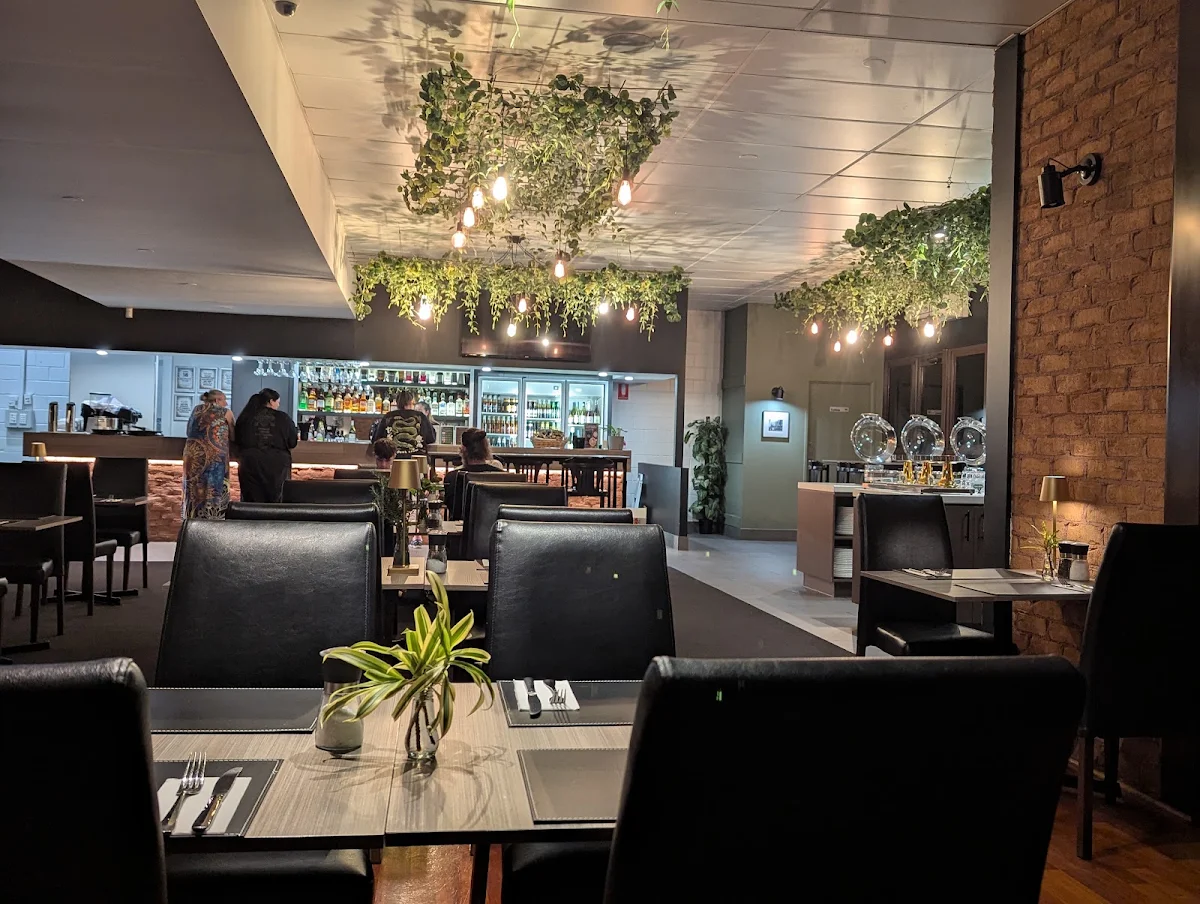 Vibe, Gardens Restaurant