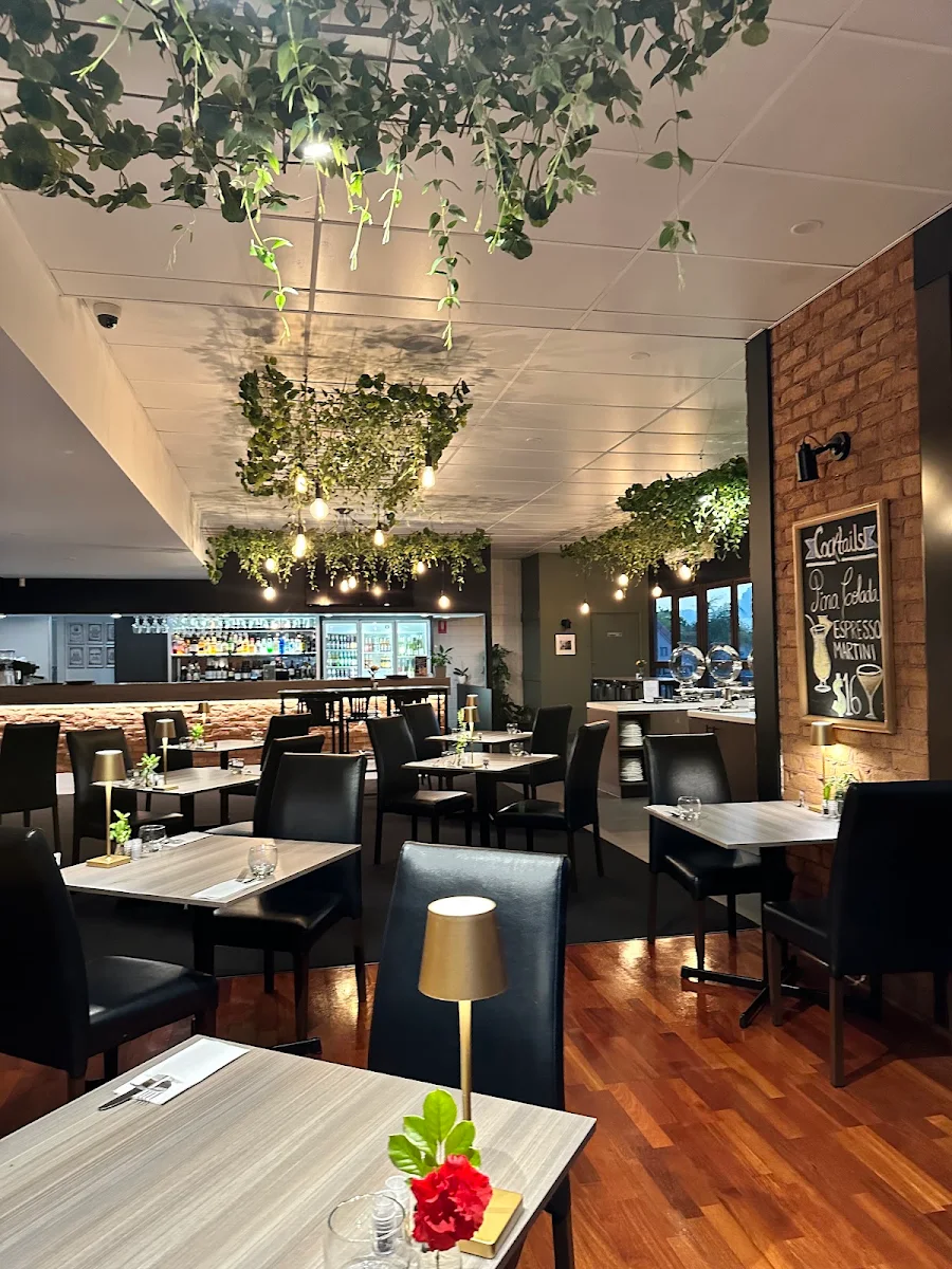 Vibe, Gardens Restaurant