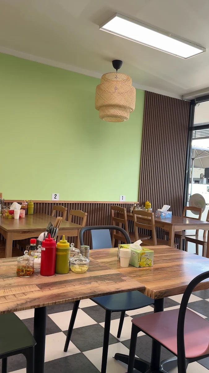 Vibe, Angkor Noodles