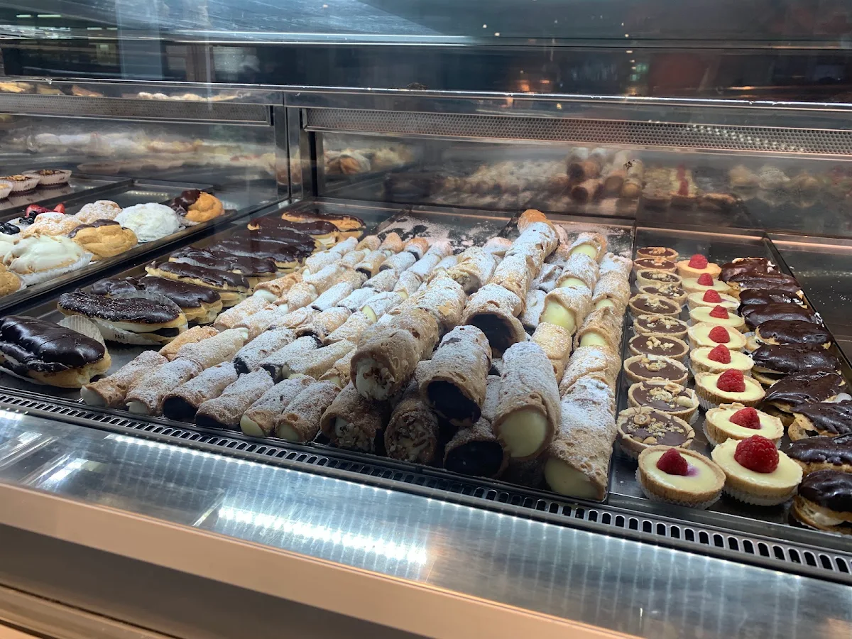 Vibe, Papa Roma Pizzeria - Bondi Beach
