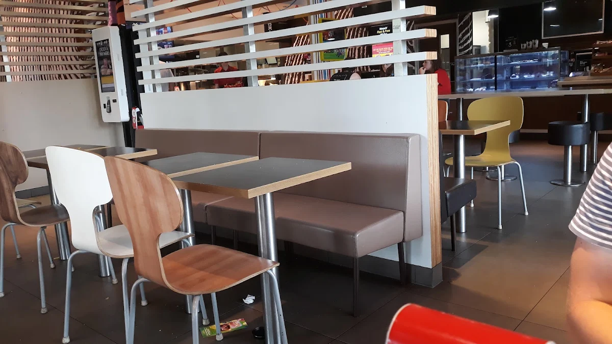 Vibe, McDonald's Mitchell