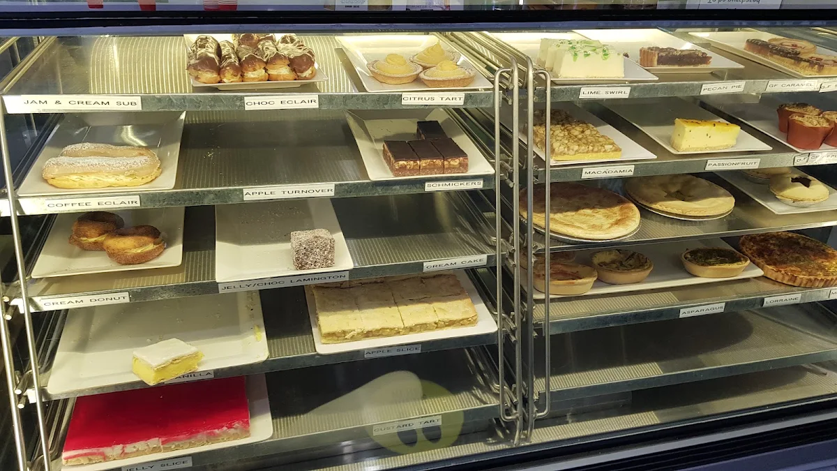 Vibe, Gray's Bakery
