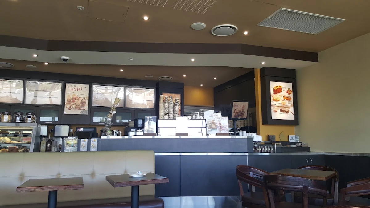 Zarraffa's Coffee Upper Coomera cover