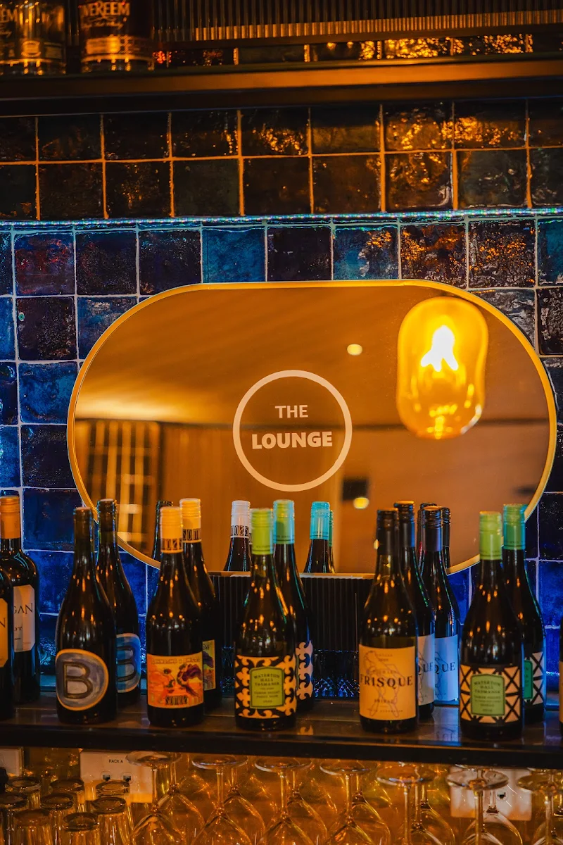Vibe, Shoreline Hotel Cafe Bar & Dining