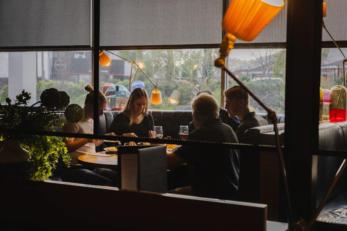 Vibe, Shoreline Hotel Cafe Bar & Dining