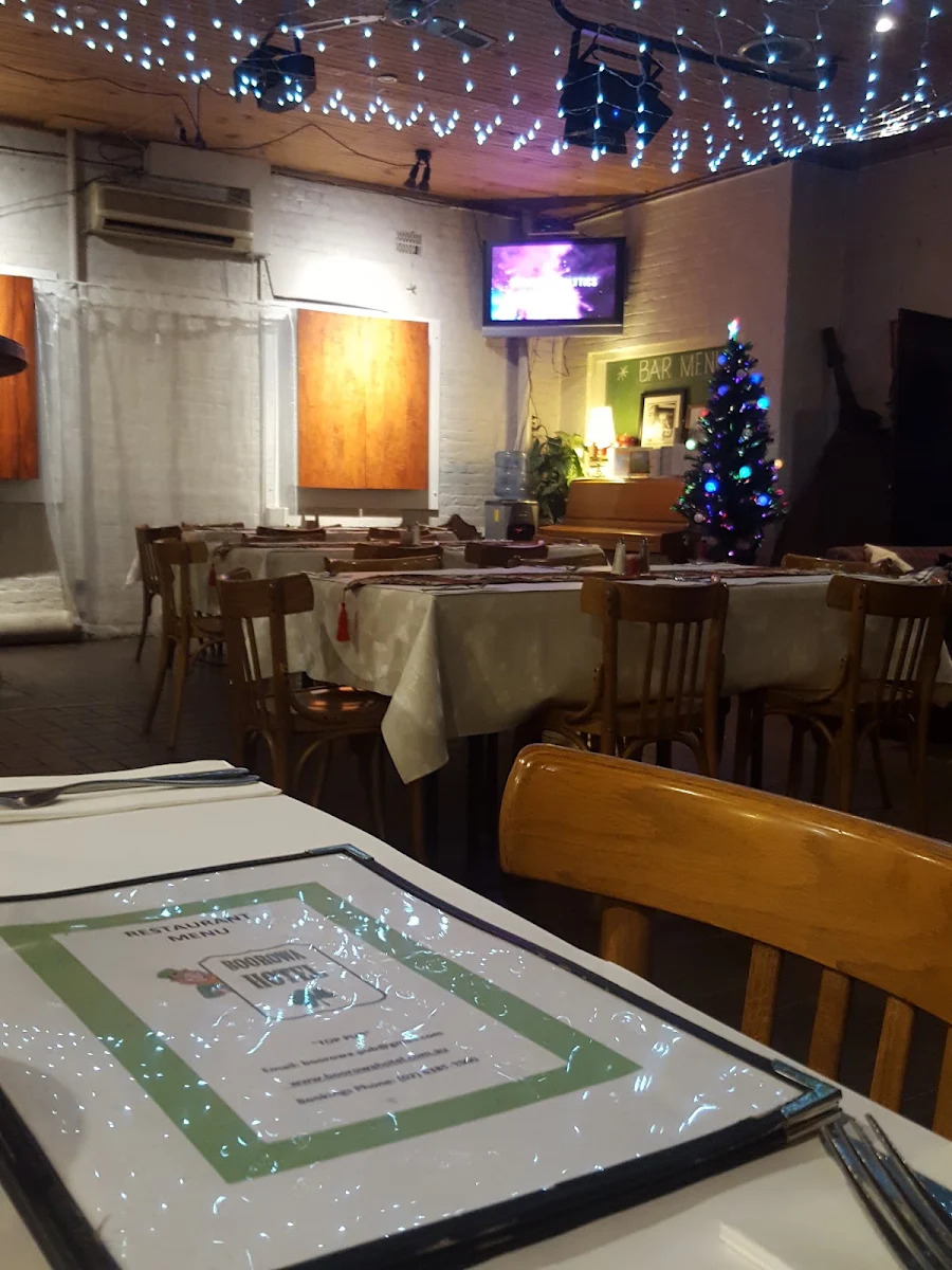 Vibe, Boorowa Hotel and Restaurant