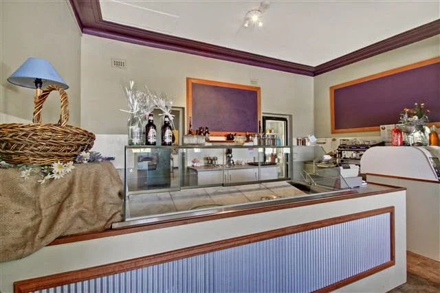 Vibe, Boorowa Hotel and Restaurant