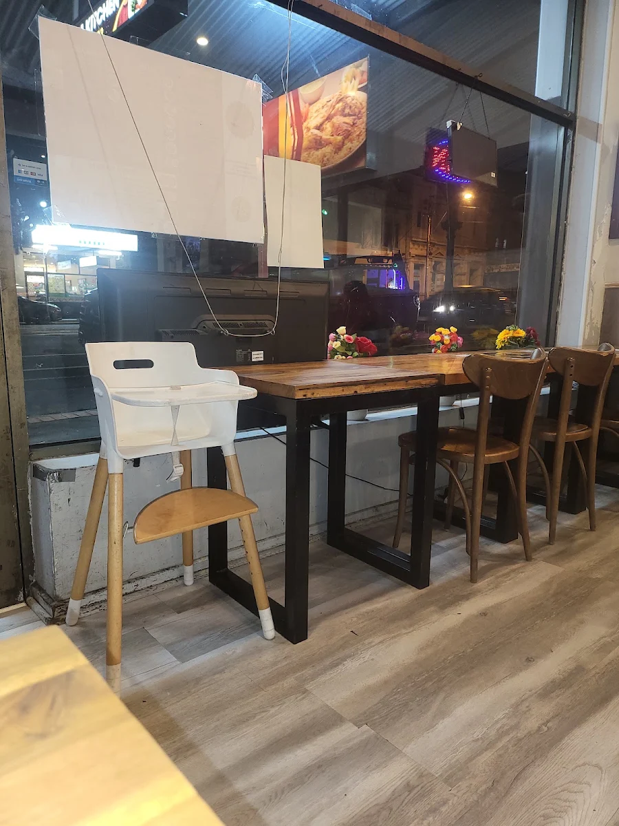 Vibe, Zamzam Kitchen