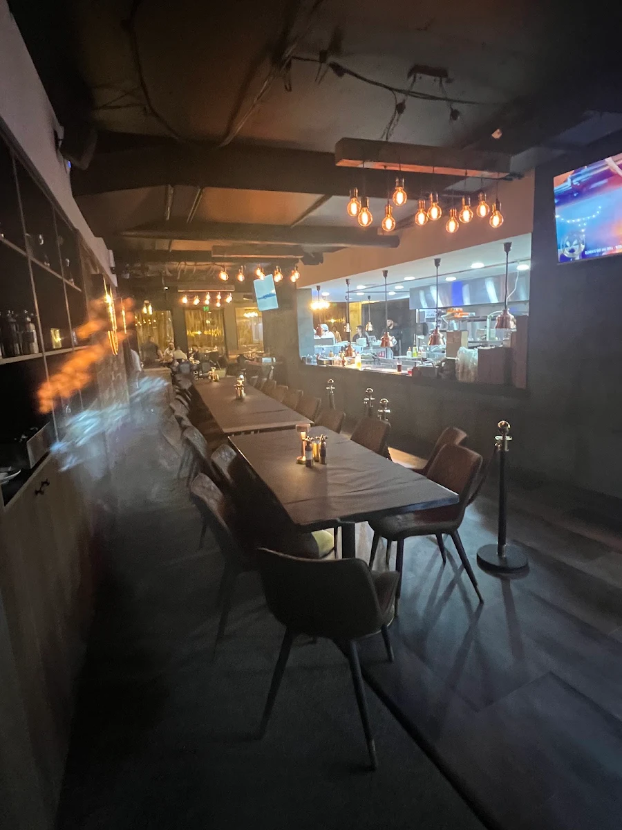 Vibe, Elements Brasserie Belmore