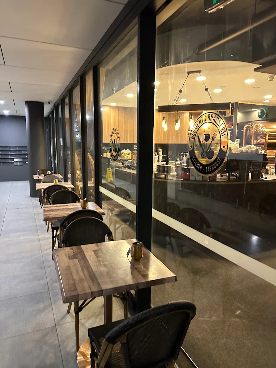 Vibe, Elements Brasserie Belmore