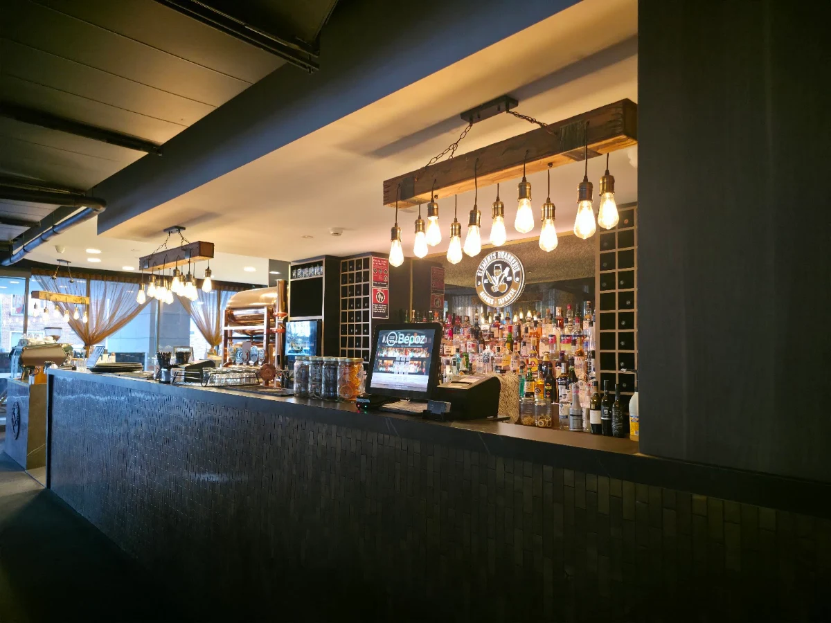 Vibe, Elements Brasserie Belmore