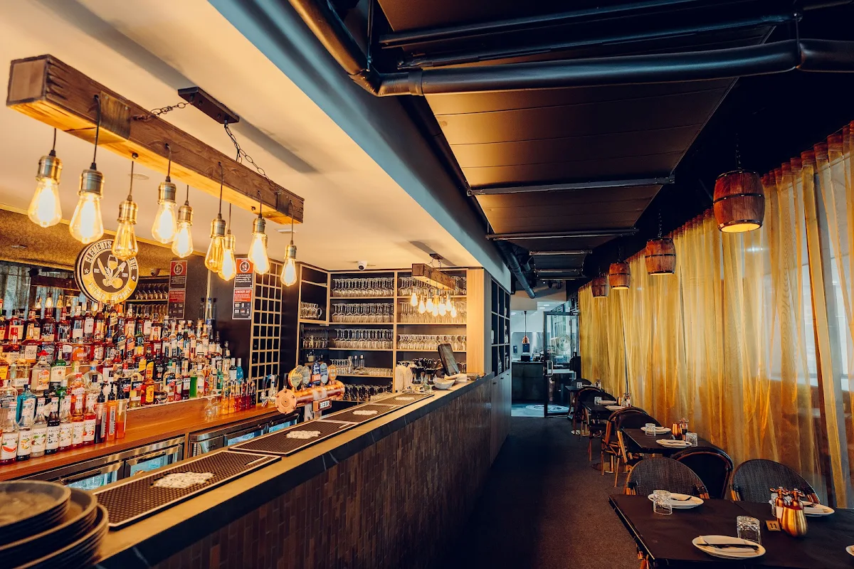 Vibe, Elements Brasserie Belmore