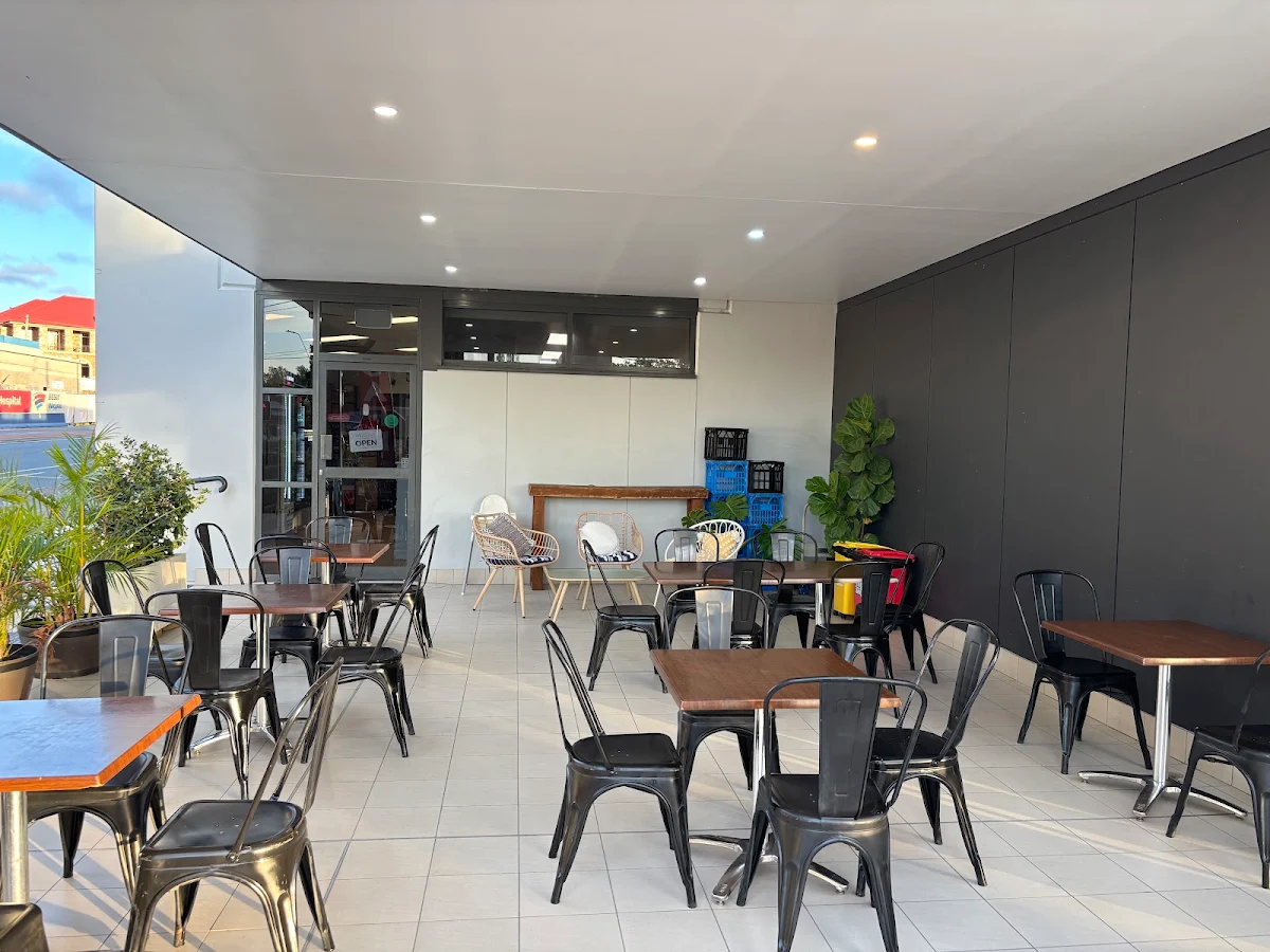 Vibe, Spill the Beans Takeaway & Cafe