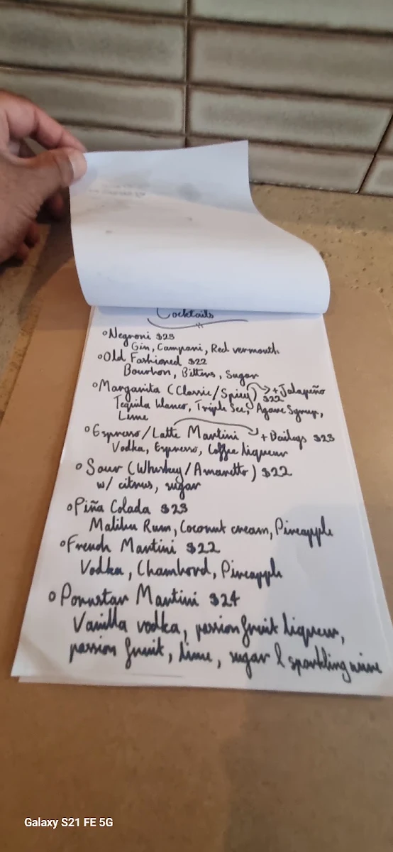Menu, Flippin' Fresh