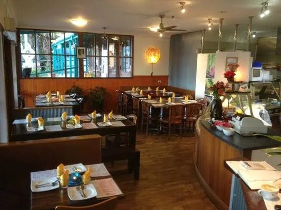 Vibe, Sukhothai Maleny