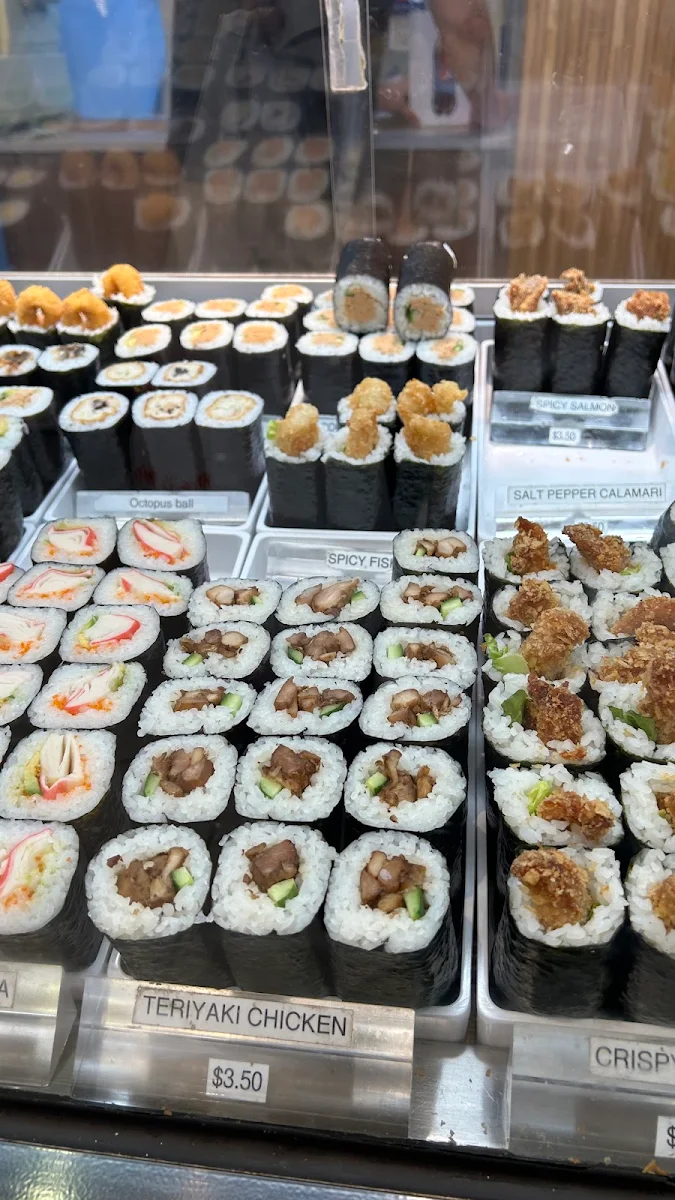Menu, Ikura Sushi