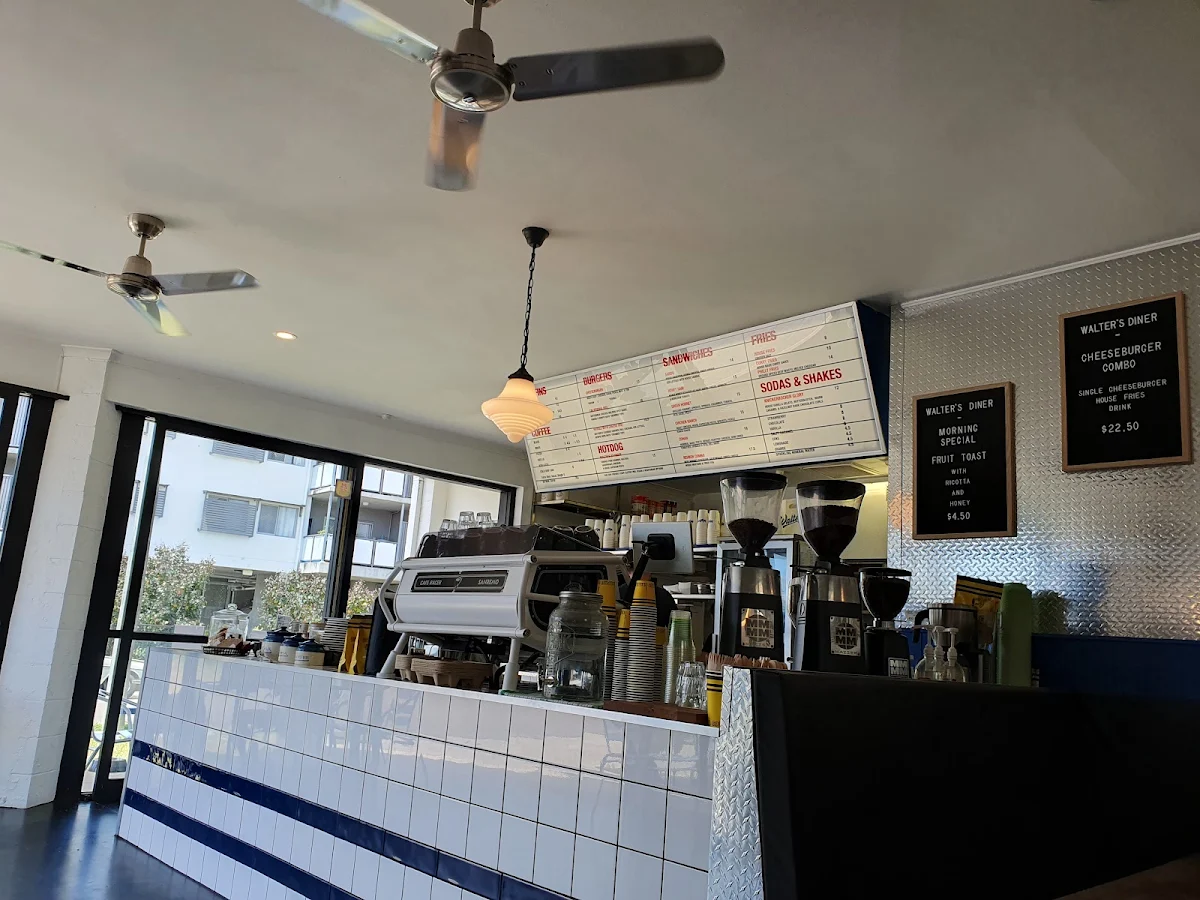 Vibe, Walter's Diner