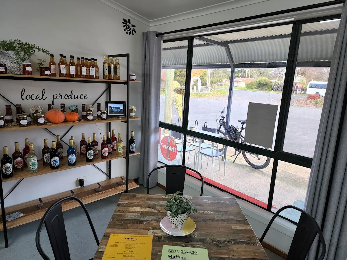 Vibe, Rosewood Rail Trail Accommodation and Cafe