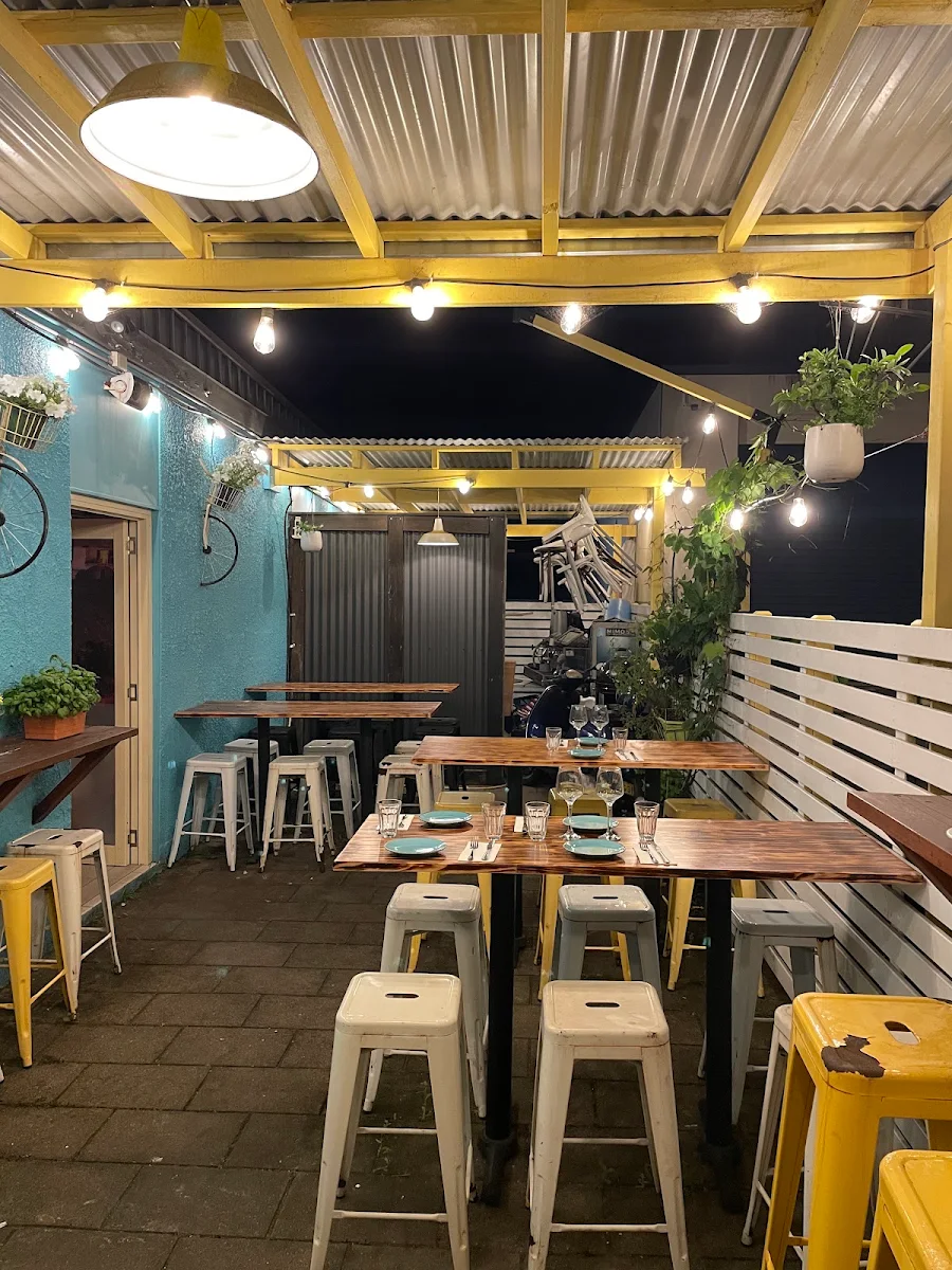 Vibe, Sorrento Pizzeria Empire Bay