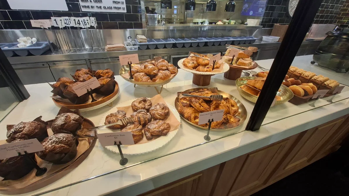 Food & drink, Waterfront Pantry