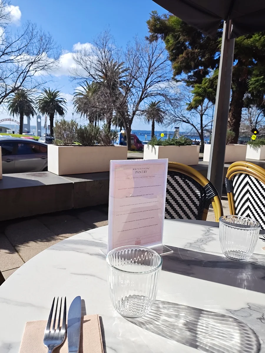Vibe, Waterfront Pantry