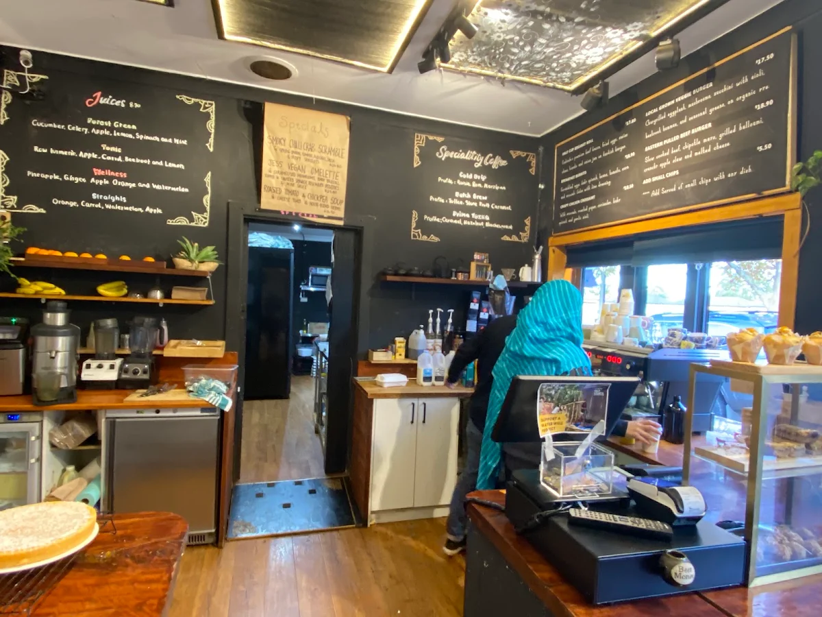 Vibe, Half Cup Cafe