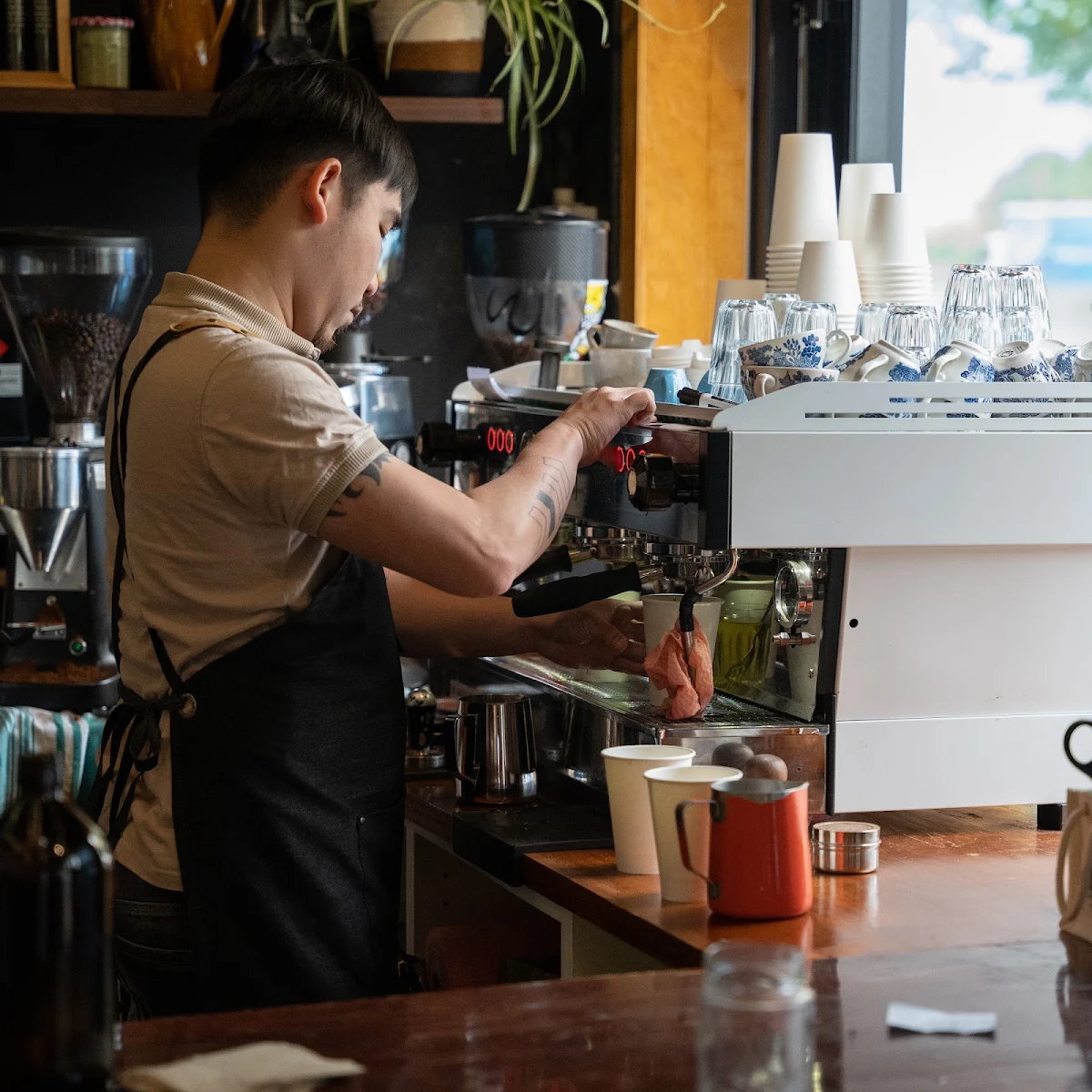 Vibe, Half Cup Cafe