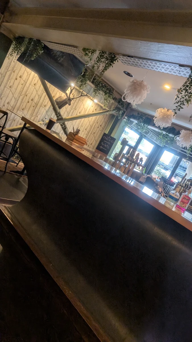 Vibe, The Terrace Hotel Restaurant