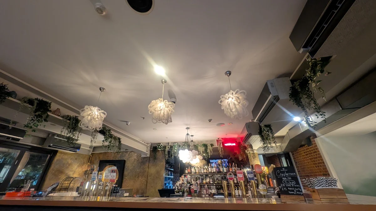 Vibe, The Terrace Hotel Restaurant