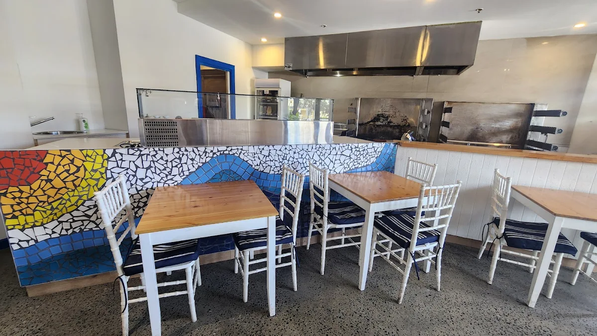 Vibe, Pappous Souvlaki
