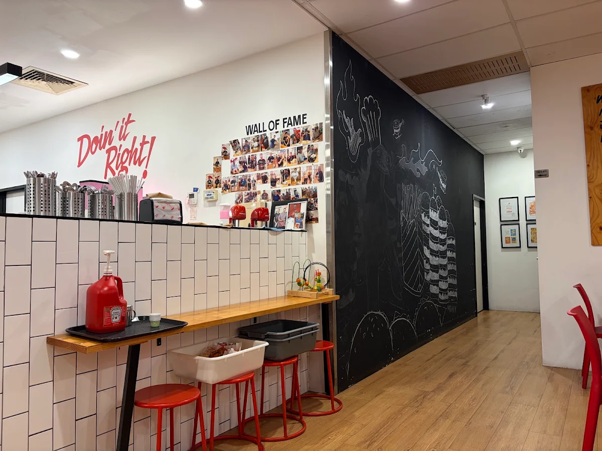 Vibe, Johnny's Burger's Canning Vale