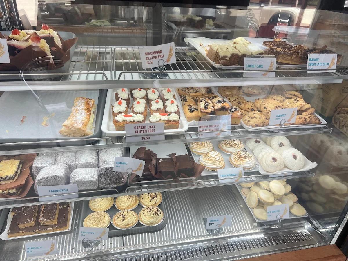 Vibe, Wren's Place Bakery Café