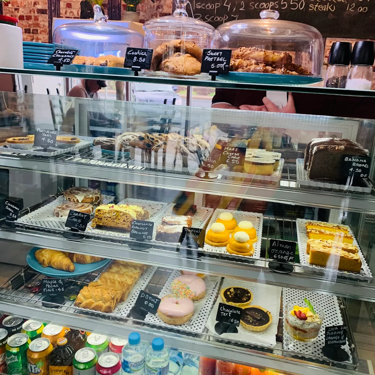 Vibe, Bunny Beans Cafe - Kippax