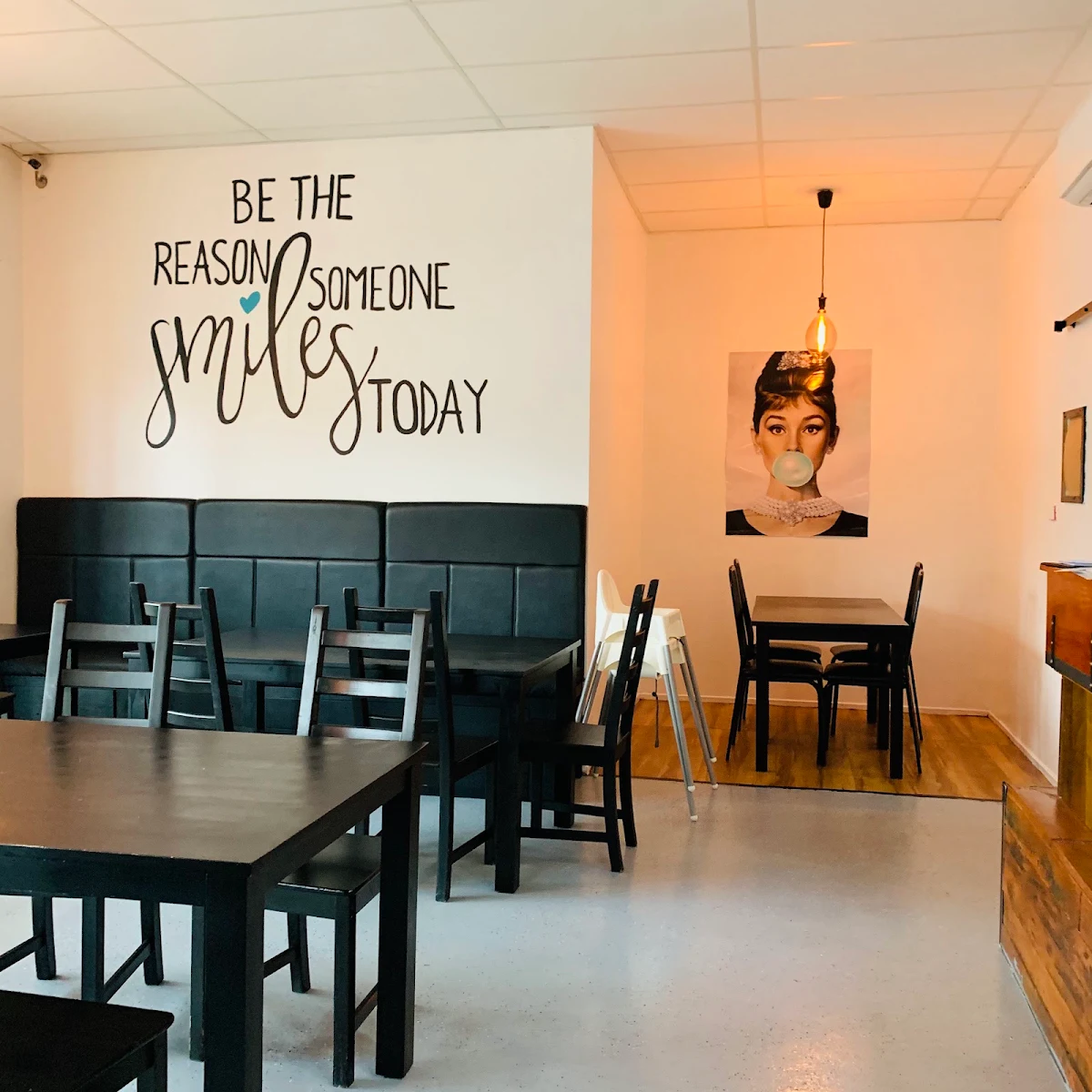 Vibe, Bunny Beans Cafe - Kippax