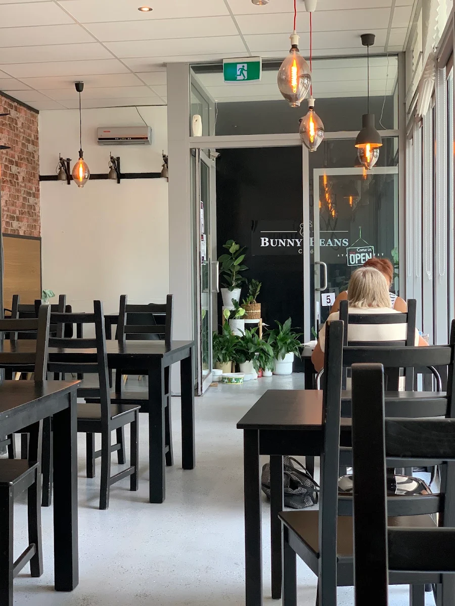Vibe, Bunny Beans Cafe - Kippax