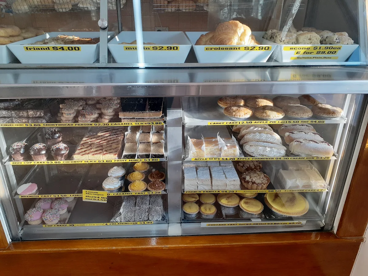 Vibe, Marco's Hot Bread Cafe