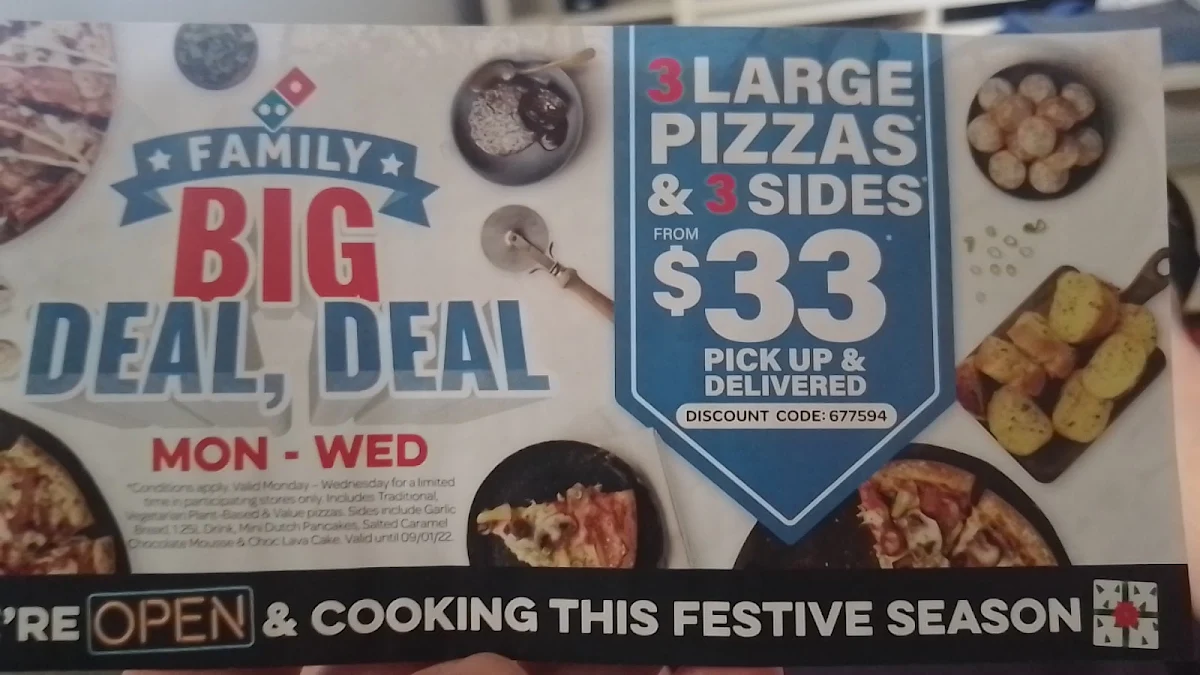 Menu, Domino's Pizza Petrie
